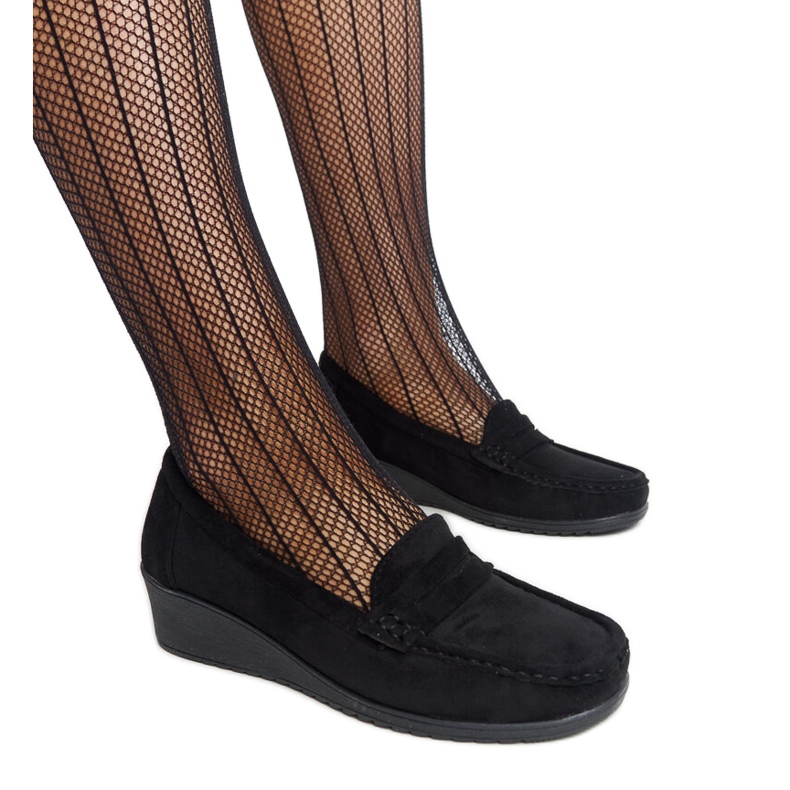 Sakena natikače na klin od crne antilop kože crno