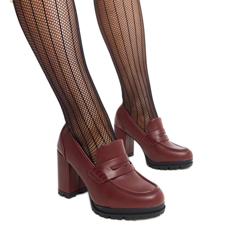 Bordo cipele na visoku petu marke Sauda crvena