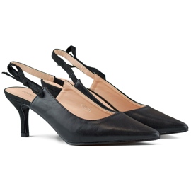 Elegantne crne štikle s otvorenom petom crno