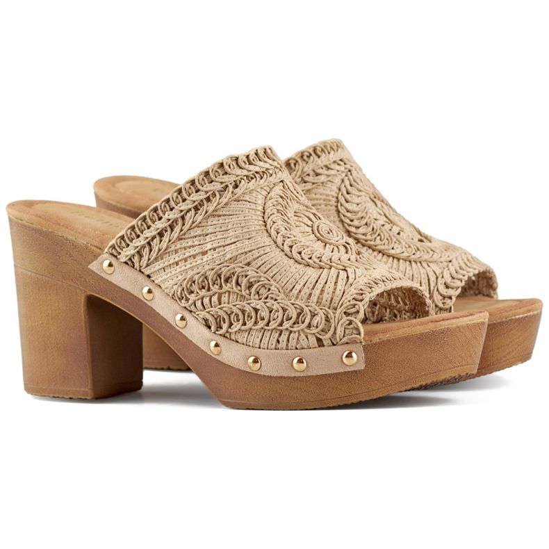 Čipkaste bež ženske japanke s potplatom koji imitira drvo