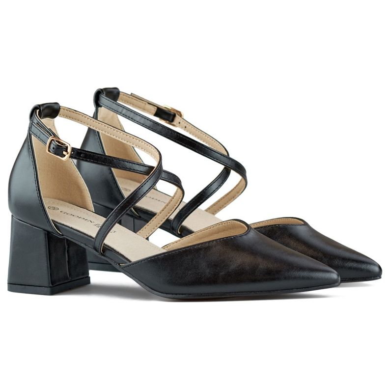 Crne cipele s remenčićima na nisku petu crno