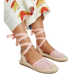 Teha ružičaste čipkaste espadrile s otvorenom petom ružičasta