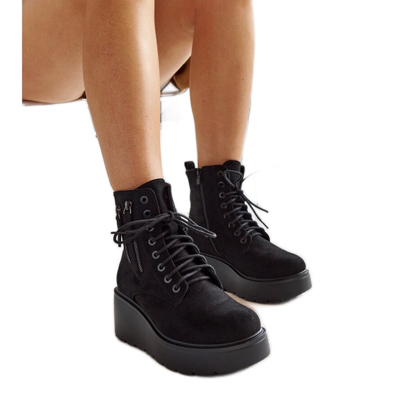 Safiya crne izolirane čizme na klin od brušene kože crno