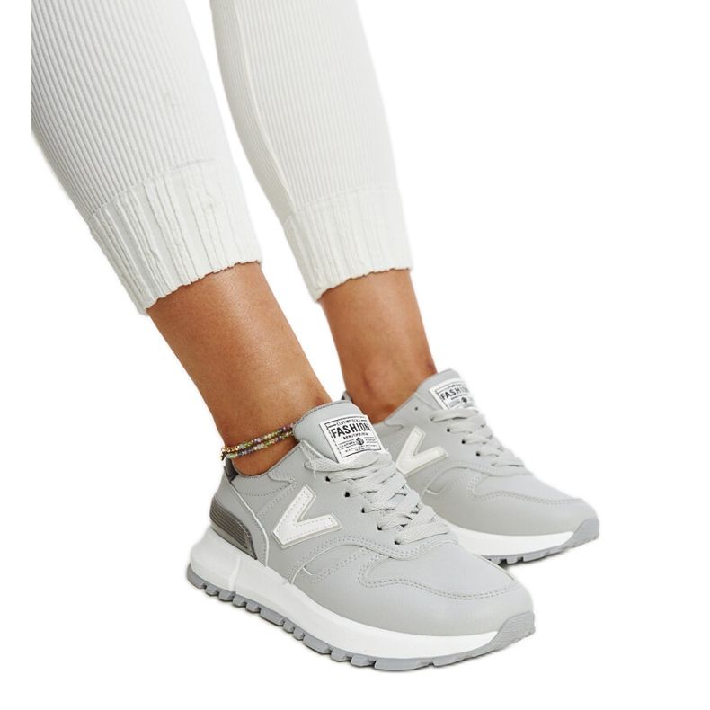 Sive tenisice s debljim Cettina potplatom siva