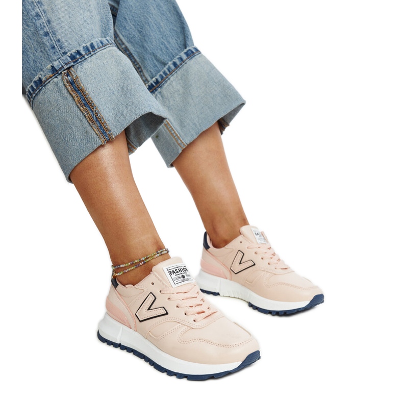 Ružičaste tenisice s debljim potplatom marke Olonio ružičasta