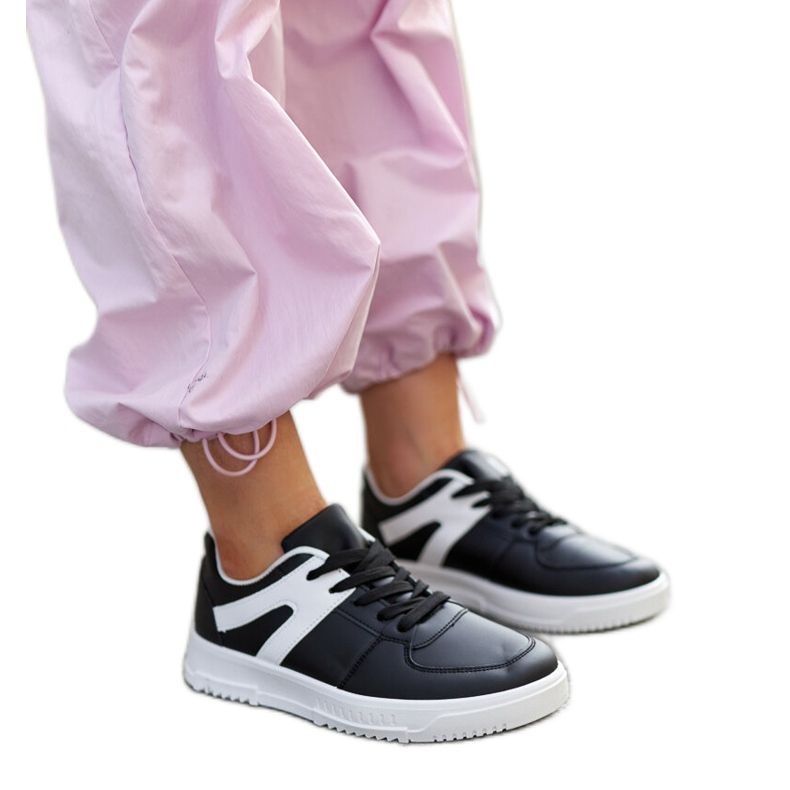 Crne Hagara sportske tenisice crno