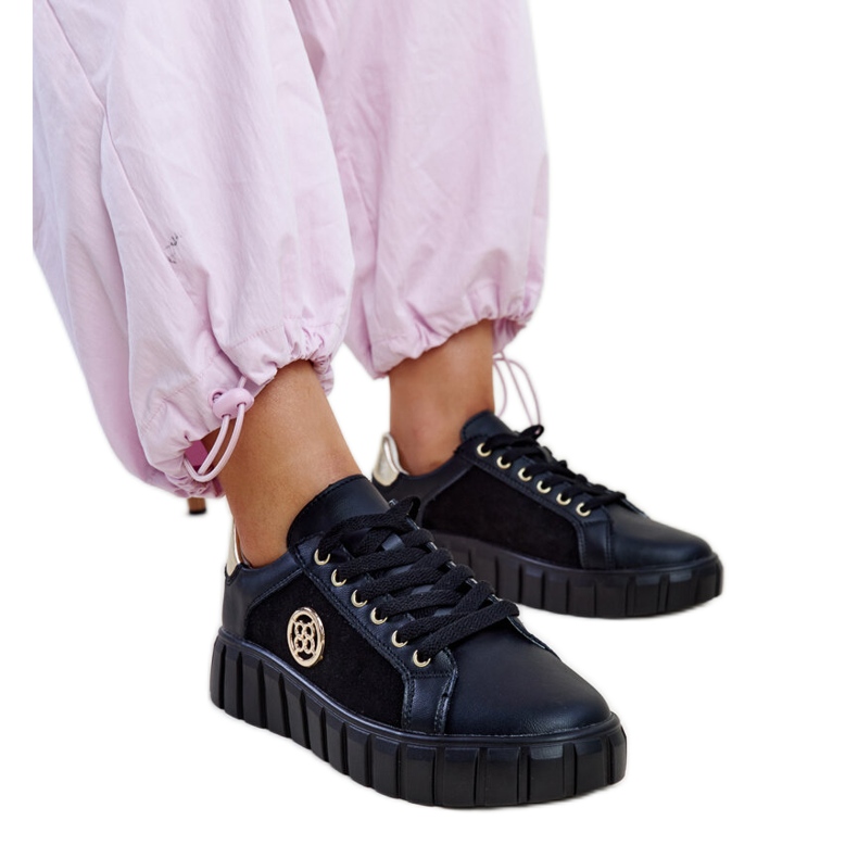 Crne kožne tenisice s masivnim Viera potplatom crno