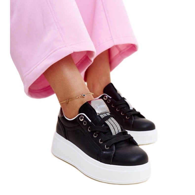 Crne i srebrne tenisice s Maurizia kamenčićima crno