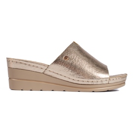 Zlatne ženske papuče na wedge zlatni