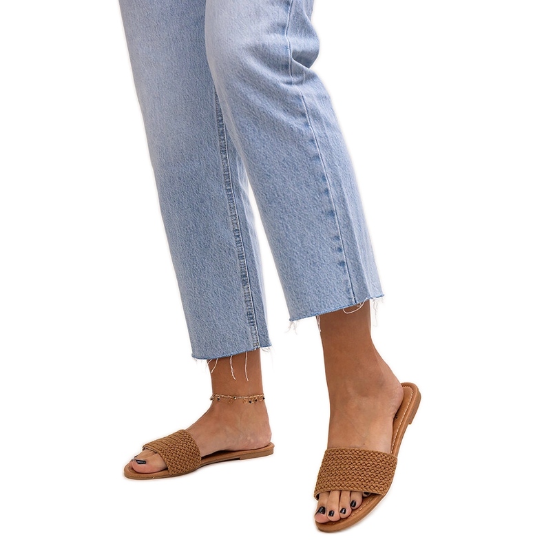 Smeđe izvezene Marika papuče smeđa