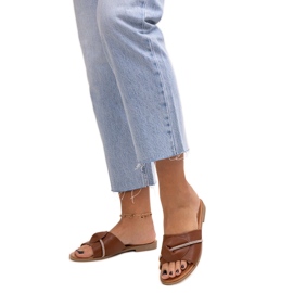 Šeširi ukrašeni remenom sa Amari cirkonima smeđa