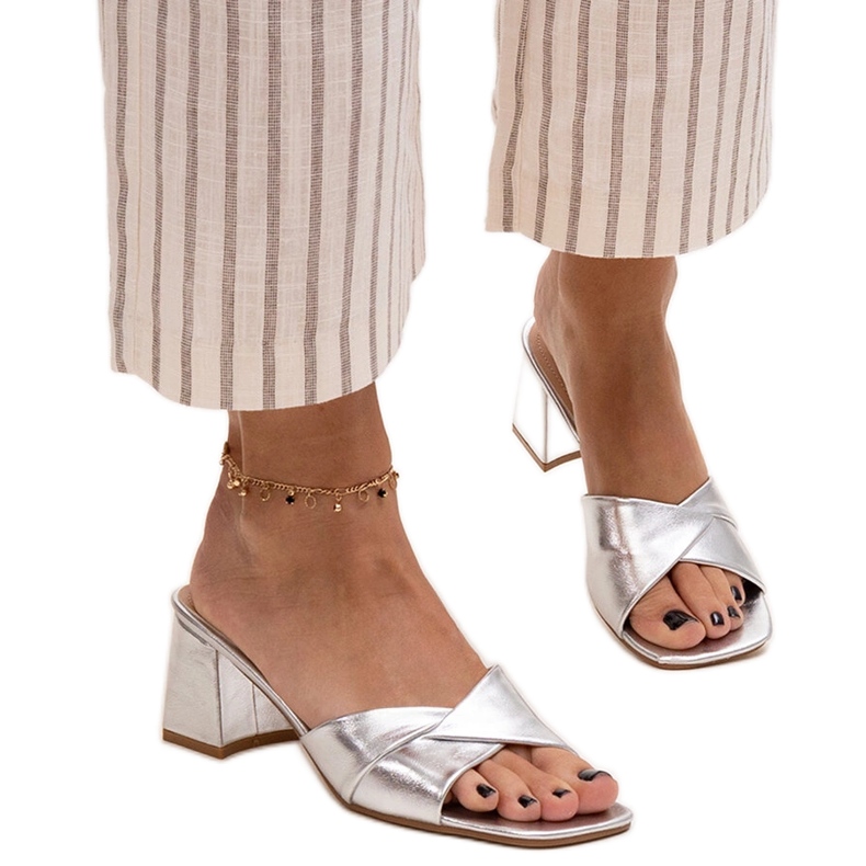 Srebrne Fanan japanke na visoku petu srebro