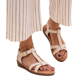 Bež Sherine sandale na niske klinove