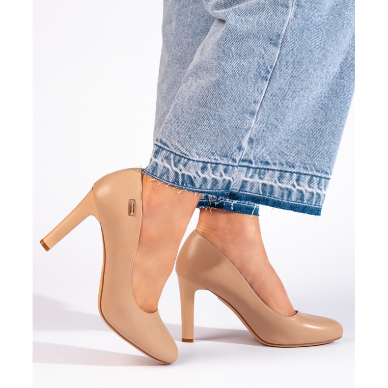 Sergio Leone Klasične bež cipele s visokom petom od Sergia Leonea