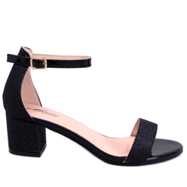 Costello Crne sandale na petu crna