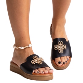 Crne platformske tobogane s Nibal kopčom crna