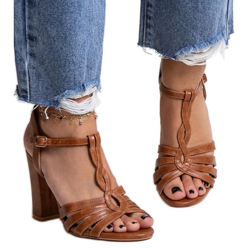 Smeđe sandale na visoku petu iz Mikaii smeđa