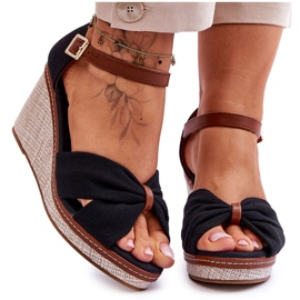 Crne ženske sandale na wedges crno