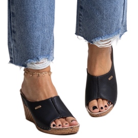 Crne sandale na wedges od eko kože Penelopina crno