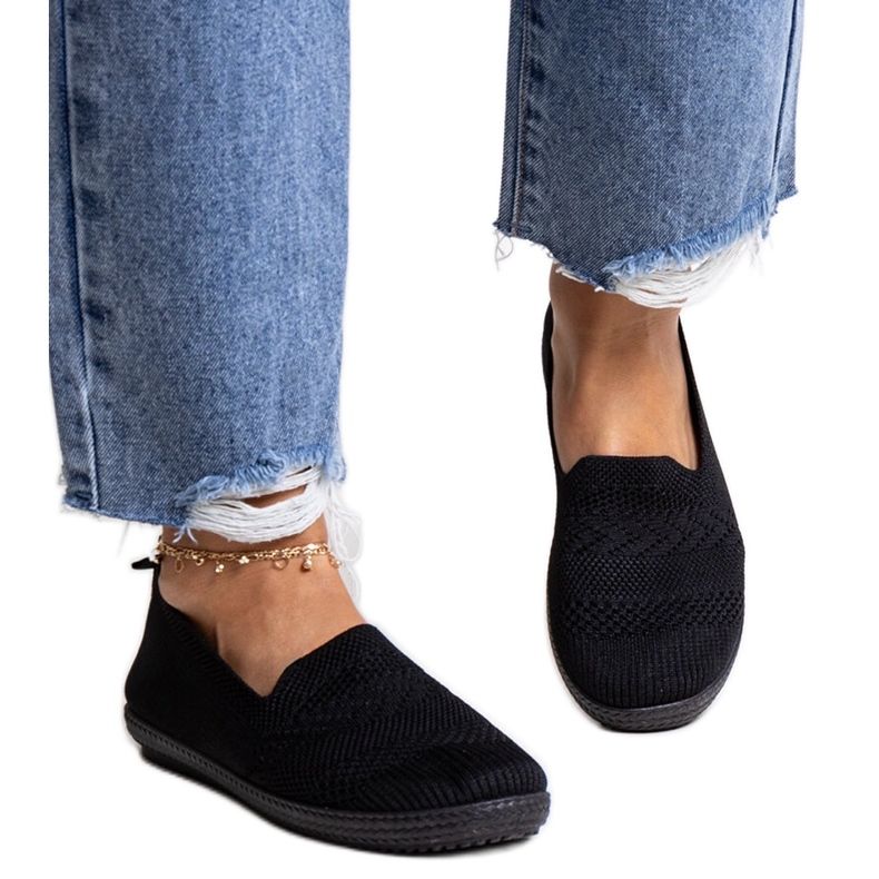 Crne slip-on tenisice od tkanine Shadhi crno