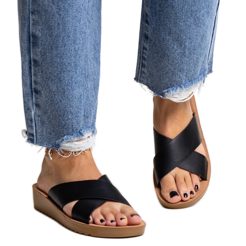 Crne mule na wedge od Burtuka eko kože crno