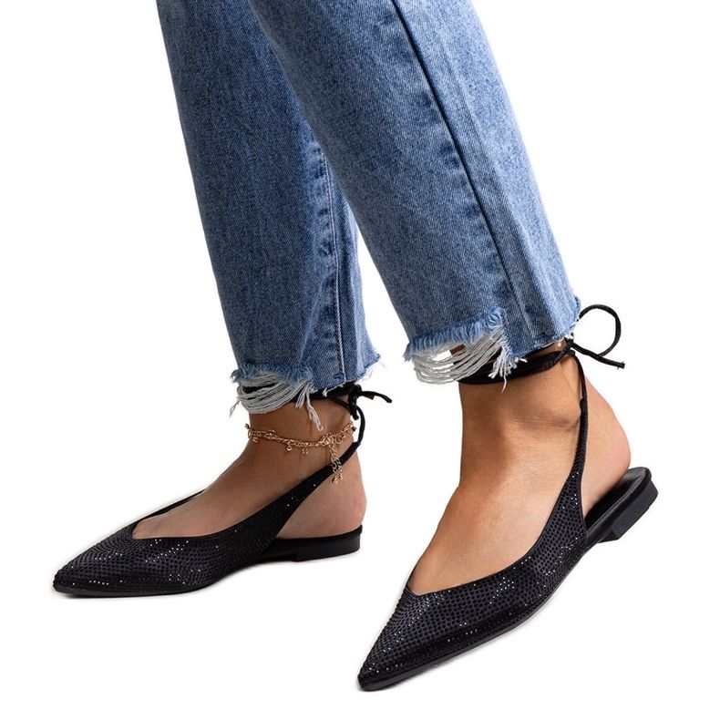 Safine crne balerinke na vezanje sa kamenčićima crno