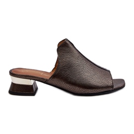 Elegantne ženske japanke od prirodne kože na nisku petu Maciejka 06360-20 Graphite crna