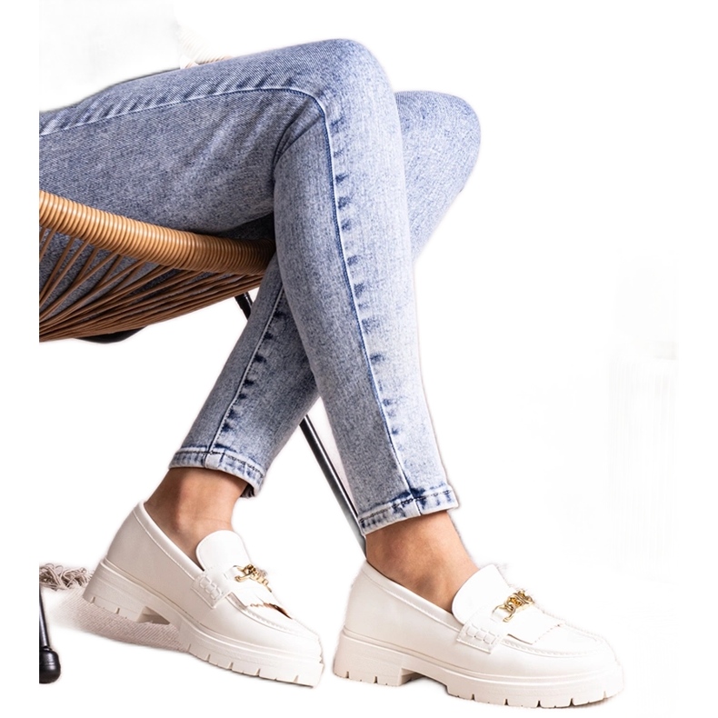 Bez marki Bijele cipele sa zlatnom kopčom iz Anielanije bijela