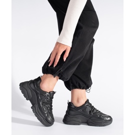 Crne tenisice s debelim potplatom crna