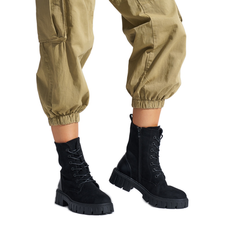 Crne ženske radničke čizme na vezanje crno