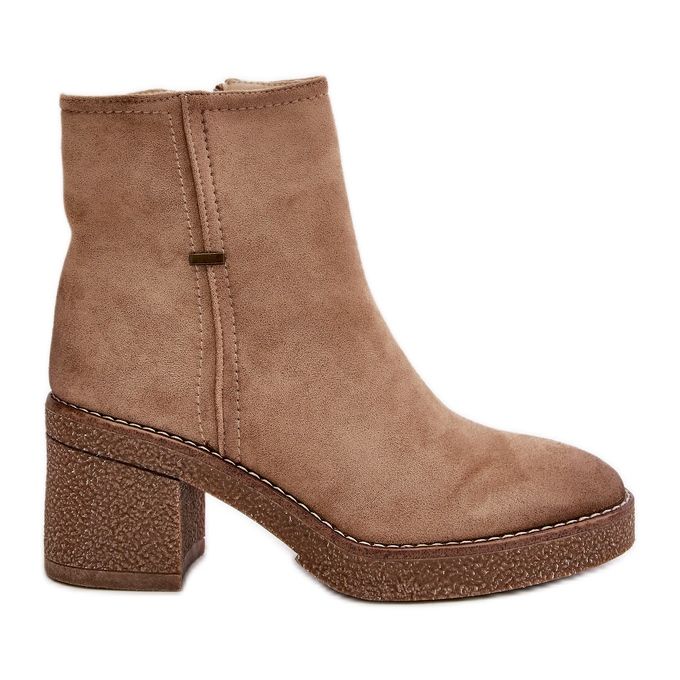 Ženske čizme na visoku petu izolirane od eko antilop bež boje Arkesia