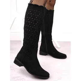 M. DASZYŃSKI Crne ažurne čizme od antilopa M.Daszyński SA198-33 crna