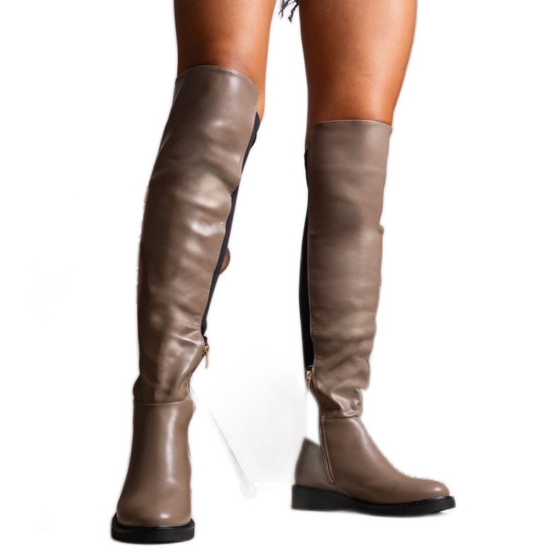 Duge tamno bež čizme od Polmapina eko kože