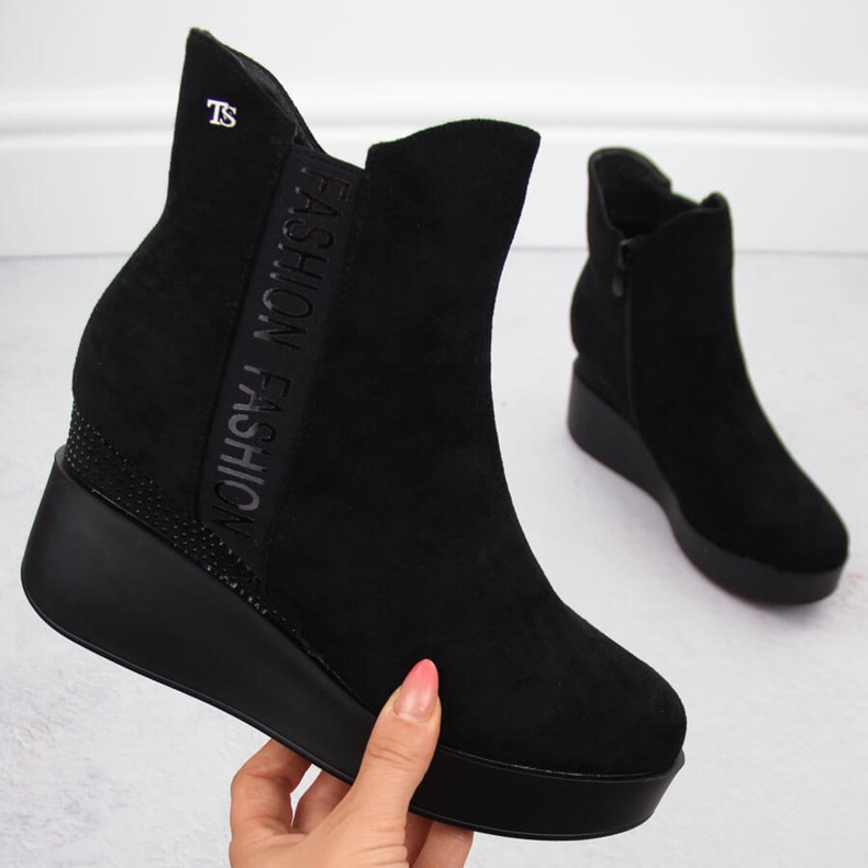 Ženske izolirane čizme s kubičnim cirkonima, crne T.Sokolski Z23-369 crno