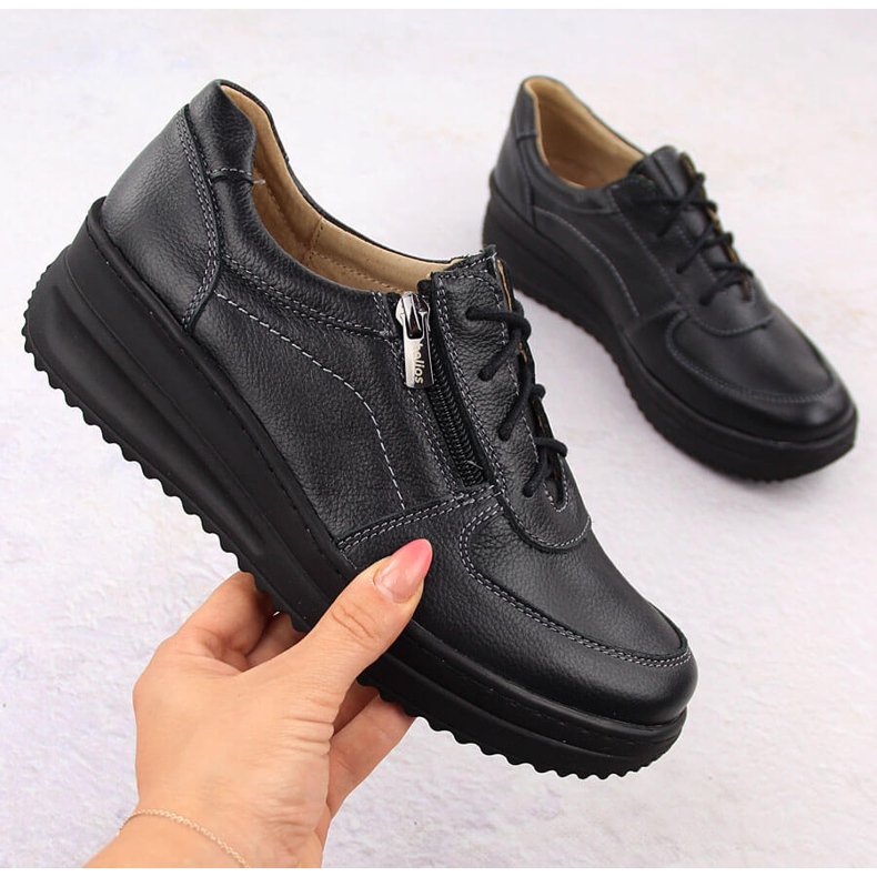 Ženske udobne crne kožne cipele Helios 419 crno