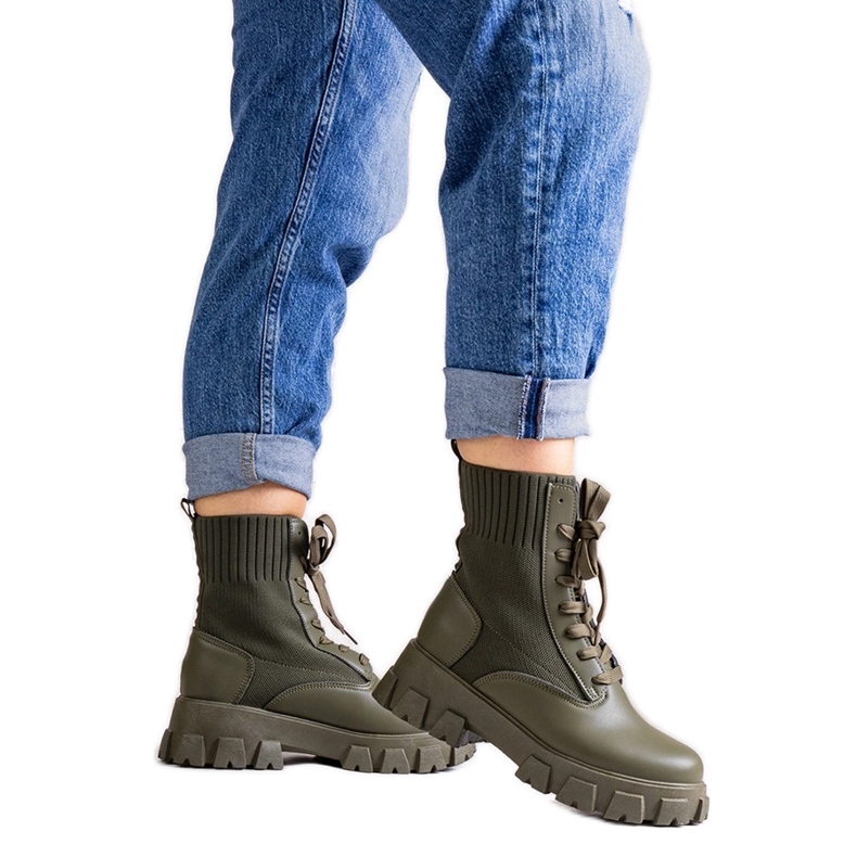 Zelene čizme s fleksibilnim gornjištem iz Zogbe zelena