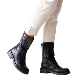 Crne klasične gležnjače od Atiena eko kože crna