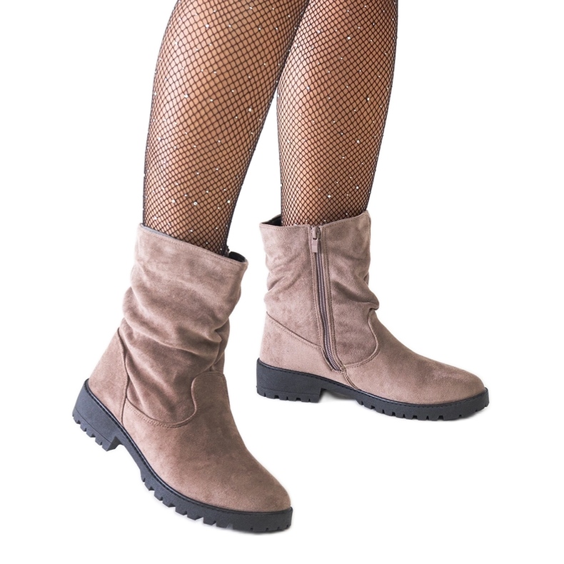 Smeđe zgužvane gležnjače od eko antilop kože Hinda smeđa