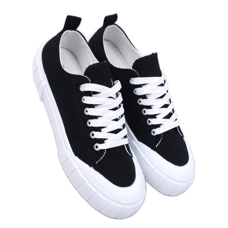 Consen Crne ženske tenisice - Inello crno