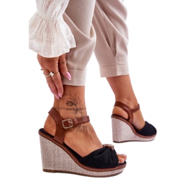 Ženske crne sandale na klin crna