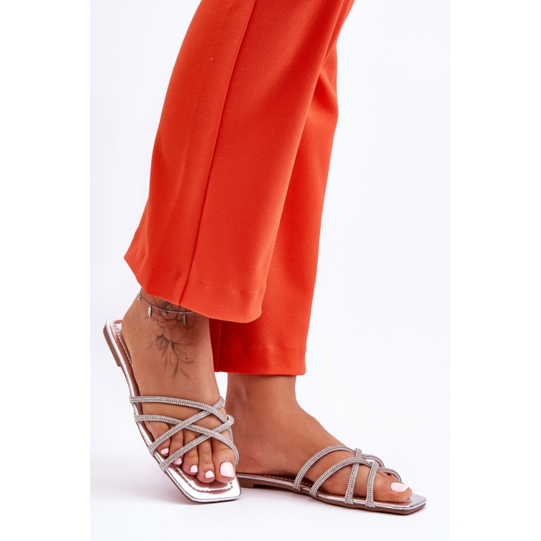 Step in style Japanke za sandale Model Leomi 5628-2 CLA-1 Srebrna - Zakoračite sa stilom siva