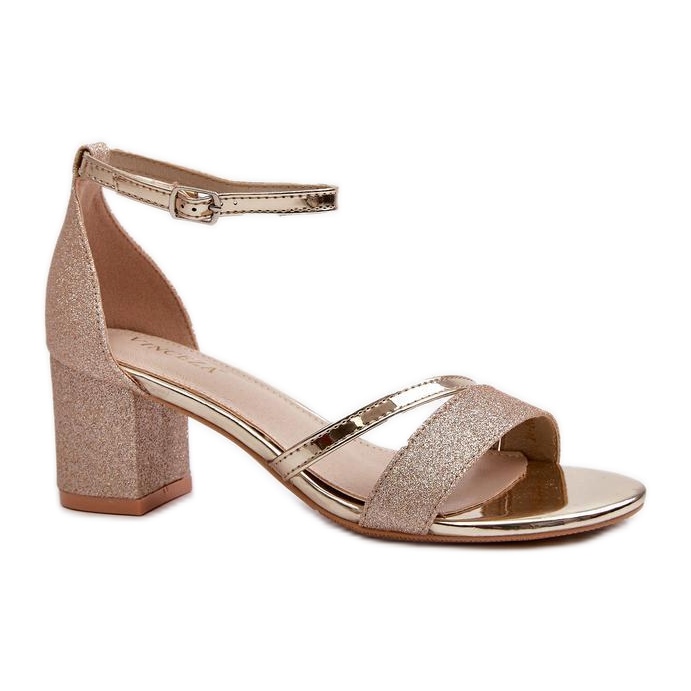 Step in style Sandale Model Ploemis 20244 Zlatne - Zakoračite sa stilom žuta boja