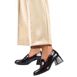 Lakirane pumpe GD-FL471B, crne crna