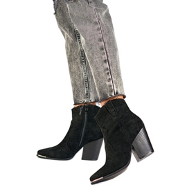 Ženske izolirane čizme A5618B crne crna