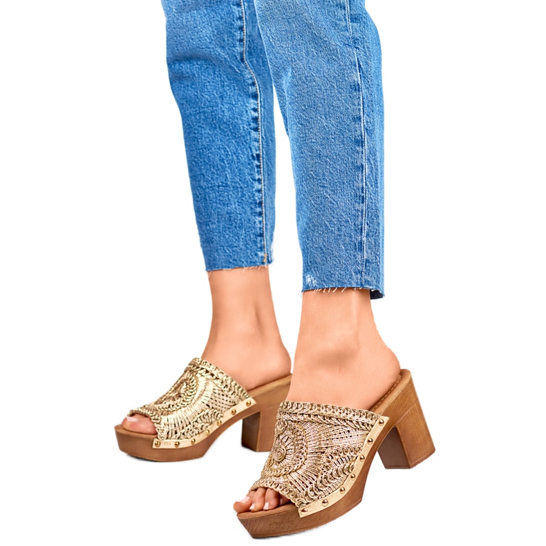 Ženske japanke na visoku petu C388GO, zlatne žuta boja