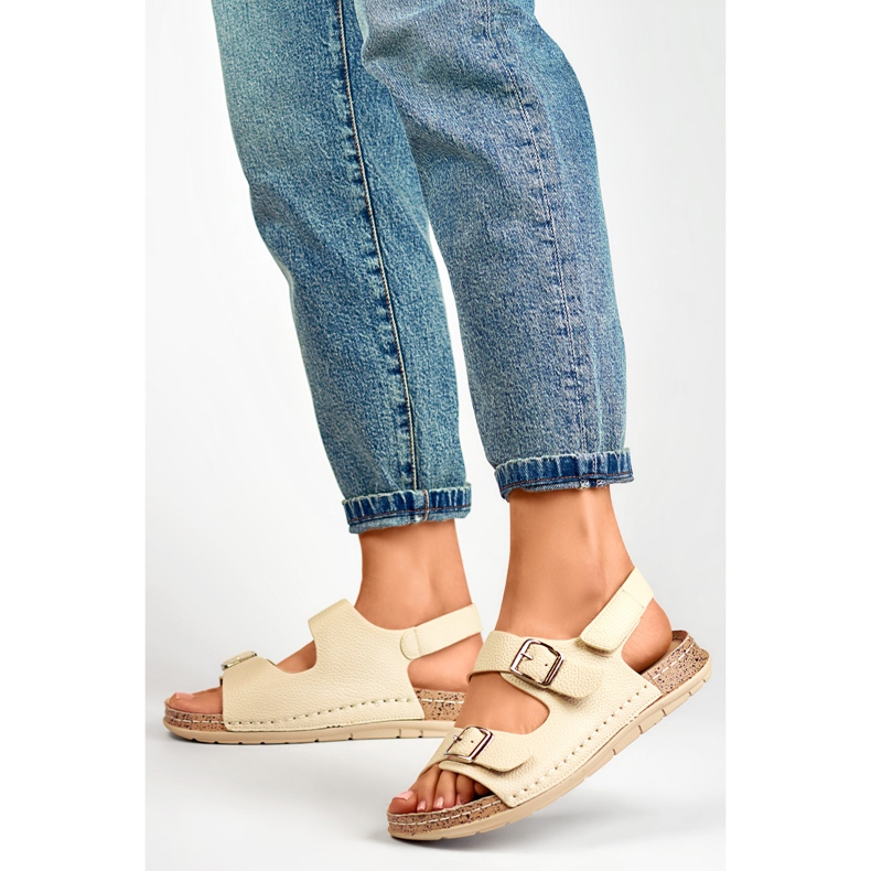 Sandale Model G3180-7BE Bež - PRIMO