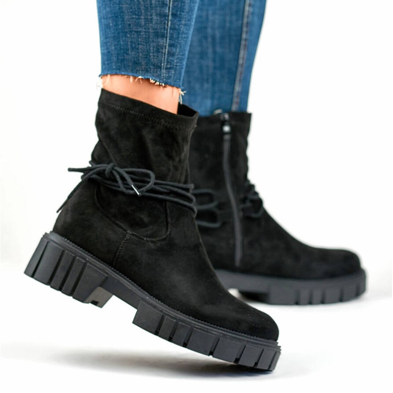 Ženske gležnjače s gornjištem na elastiku, na vezanje, crne DE1127S-B crno