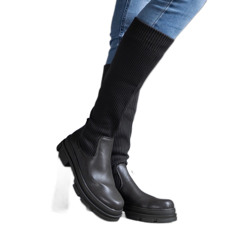 Zelene natikače s fleksibilnim gornjištem na masivnom Elthea potplatu zelena