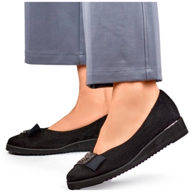 Ženske cipele od brušene kože s klinom i ukrasom, crne GD-FL766A-B crna