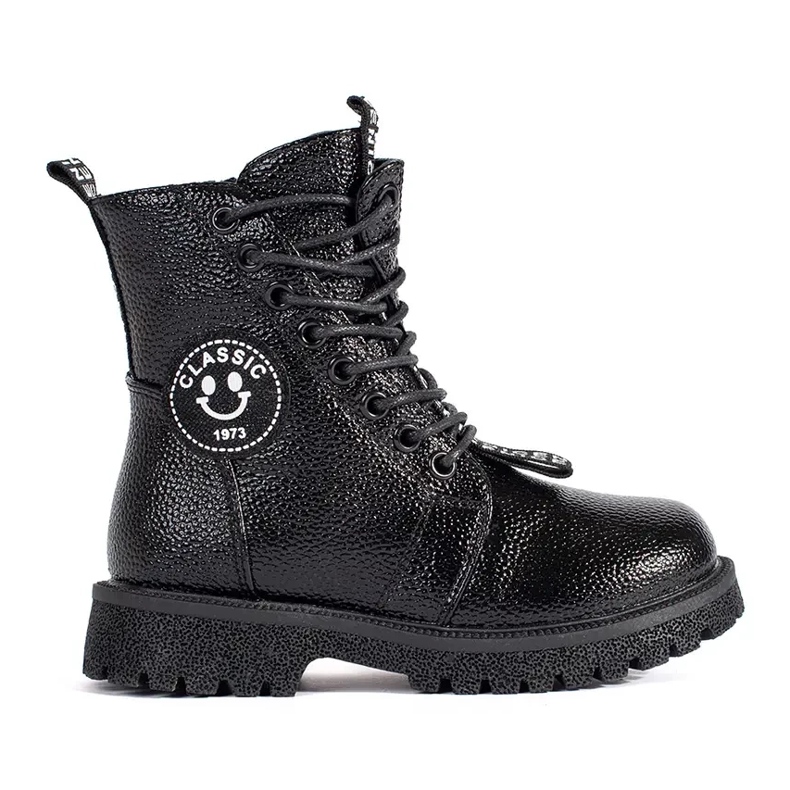 Crne gležnjače na vezanje izolirane krznom crno